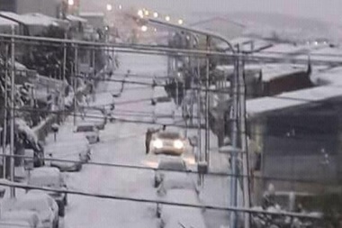 Sigue alerta por nieve en Tierra del Fuego y piden extremar precaución