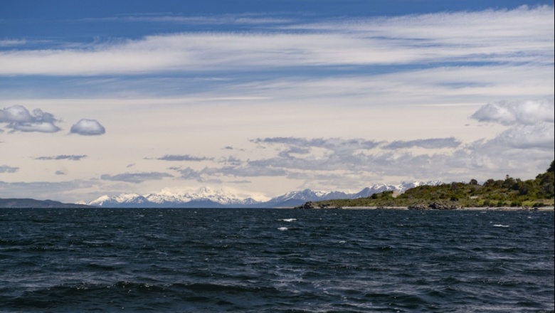 Presentaron un proyecto que busca prohibir la salmonicultura en Tierra del Fuego