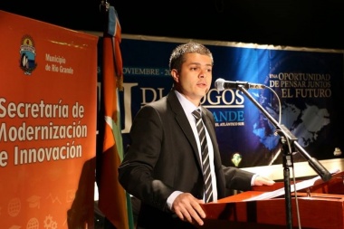 Vuelos a Malvinas: "Claramente el mayor rédito lo recibe el Reino Unido"