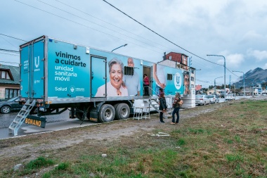 Ushuaia: el camión sanitario y el quirófano móvil permanecerán en avenida Alem
