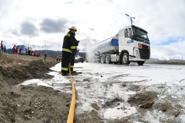 Se realizó un simulacro de accidente con derrame de combustible