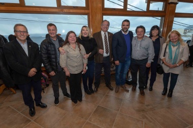 Bertone y Vuoto participaron de la inauguración de un emprendimiento hotelero en Ushuaia