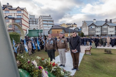 Emotivo homenaje en Ushuaia a 37 años del hundimiento del Crucero ARA General Belgrano