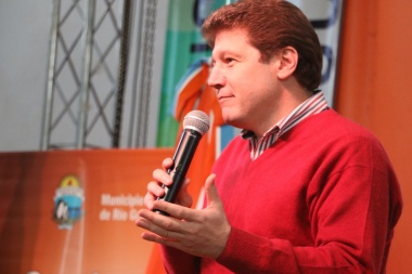 Melella y datos del INDEC: "En Tierra del Fuego creció la pobreza y creció la indigencia"