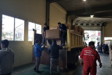 Entregaron más de mil kilos de papel reciclable, llaves y tapitas a la Fundación Garrahan