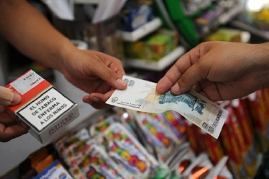 Desde este lunes, fumar será un 6,5% más caro