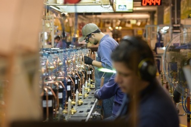 Por la caída del consumo, el grupo Newsan perdió más de $94 millones en 2018