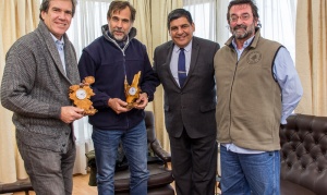 Arcando recibió a funcionarios de la Administración de Parques Nacionales