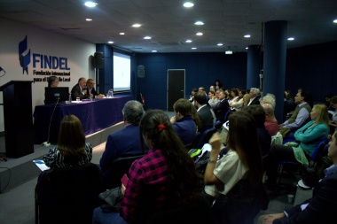 Autonomías municipales: Victoria Vuoto planteó los perjuicios para Ushuaia