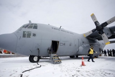 La Fuerza Aérea chilena amplió las zonas de búsqueda del avión desaparecido