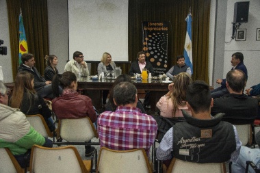 Bertone: "Peleamos todos los días para defender nuestra industria electrónica"