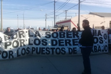 Metalúrgicos se movilizaron en defensa de la industria fueguina