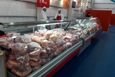 Realizarán “La Feria en tu barrio, Especial Navidad” en la Margen Sur y Chacra II