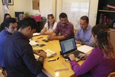 En Río Grande, el Municipio construirá nueve espacios deportivos en forma simultánea