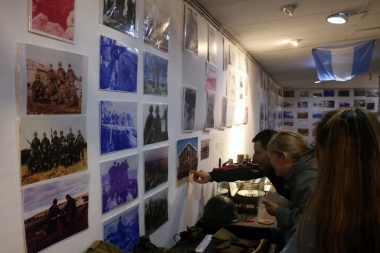 "Una imagen vale más que mil palabras": inauguraron muestra sobre Malvinas