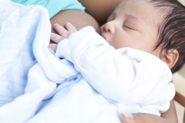 La UNTDF amplía a dos años el periodo de lactancia materna para el personal no docente