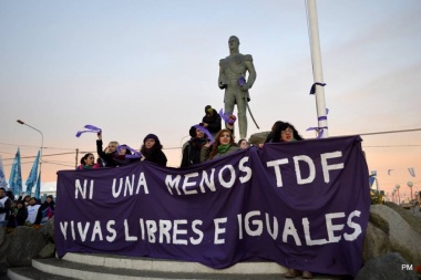 "Día del Niño por nacer": La colectiva feminista de Río Grande destacó el veto de Melella
