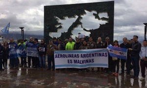 Aeronáuticos protestaron en Ushuaia por la llegada de las líneas low cost