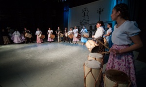Artistas de Ushuaia se presentan hoy en la peña "Alivio del Desarraigo"