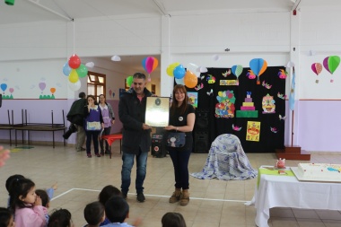 El Municipio acompañó el 30º aniversario del Jardín de Infantes Nº 6 en la Margen Sur