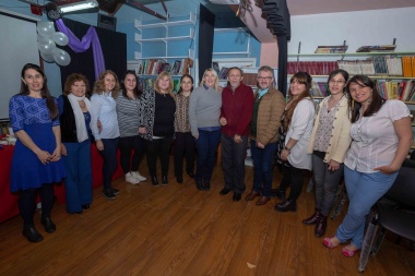 Bertone participó del acto por el 92° aniversario de la Biblioteca Popular Sarmiento