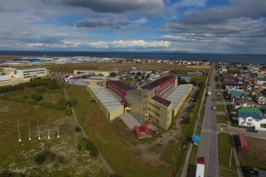 Tres fueguinos accedieron a becas en la Universidad de Magallanes
