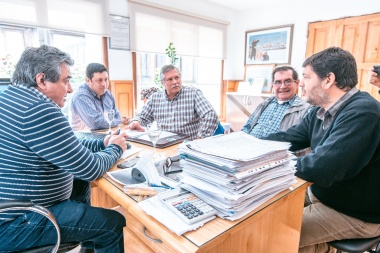 Excombatientes y Municipalidad avanzan en la organización de actividades por el 2 de Abril