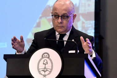 Faurie: el viaje de los familiares de caídos en Malvinas "demuestra que el diálogo es redituable"