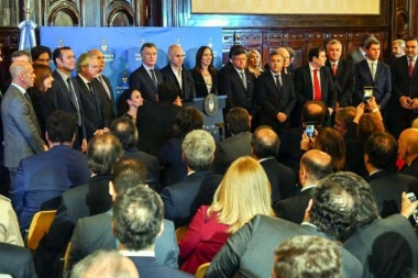 Bertone con Frigerio: el Gobierno Nacional prometió no recortar obras