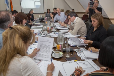Proponen descontar 2.5% a ganadores de quinielas para destinarlo a beneficiarios RUPE