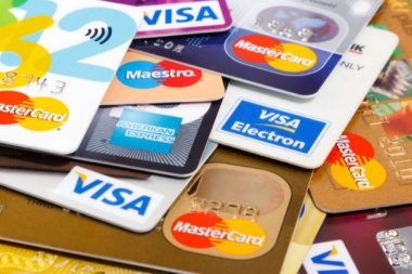 Tarjetas de crédito: usuarios podrían pagar hasta 120% de interés por pagos en cuotas
