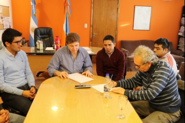 Obras Sanitarias firmó el acuerdo de recomposición salarial otorgado a municipales