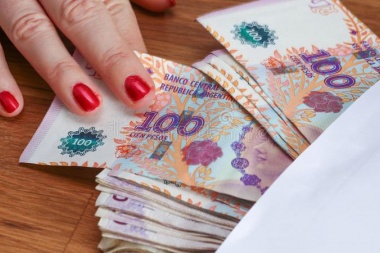Ponen fin a las sumas no remunerativas: todo aumento salarial deberá estar en blanco