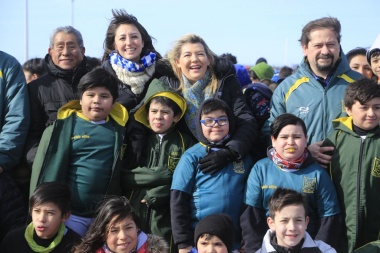Bertone asistió al lanzamiento del encuentro infantil de rugby "Douglas Philips"