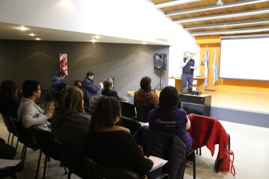 Capacitaron a emprendedores de Río Grande sobre estrategias de venta por internet