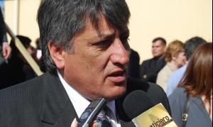 Denuncian al intendente Claudio Queno por amenazar a periodista de Tolhuin