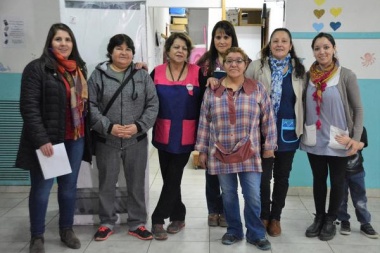 Educación entregó una heladera al Jardín de Infantes N° 17 de Río Grande