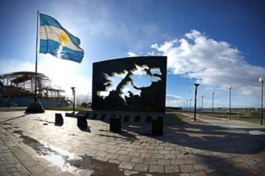Malvinas: Bertone convocó a dirigentes fueguinos a una reunión en el Senado