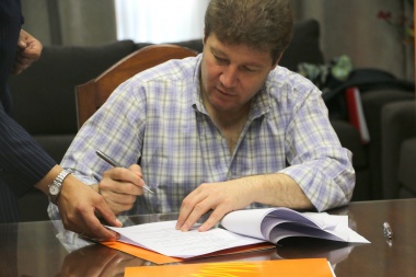 Melella acude a la Justicia Federal por el 'cobro extra' a los usuarios del servicio de gas