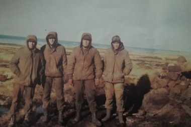 Torturas en Malvinas: “Me estaqueó y me hizo comer entre el excremento”, contó una de las víctimas