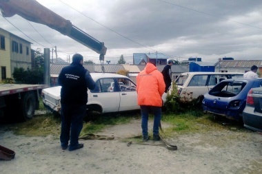 Encaran trabajos de limpieza y puesta en valor en diferentes sectores de Ushuaia