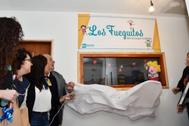 La UNTDF inauguró su primera sala de juegos para hijos de estudiantes en Río Grande