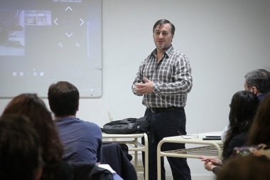 Más de 550 profesionales se capacitaron en cursos de posgrado dictados por la UNTDF