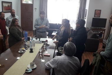 Jubilados de ATE recibieron un terreno municipal para edificar su sede en Río Grande