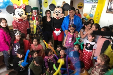 Arcando y la Agrupación Malvinas Argentinas agasajaron a niños y niñas de Tolhuin