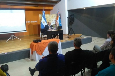 Autonomías: “Lo que está en juego es el rol de los municipios del país”