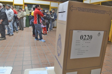 Cambios en el escrutinio provisorio: Buscarán trasmitir datos desde cada escuela