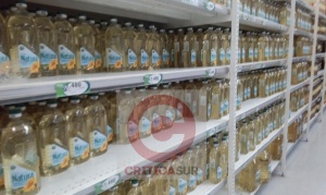 Fueguinos en Punta Arenas: Furor por ropa y alimentos
