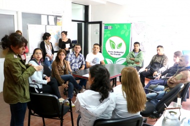 Correr y juntar basura al mismo tiempo: anuncian la primera carrera ‘ploggin’ de Río Grande