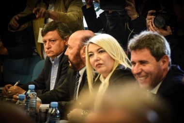 Tras cinco horas de reunión los gobernadores le dieron el visto bueno al Presupuesto